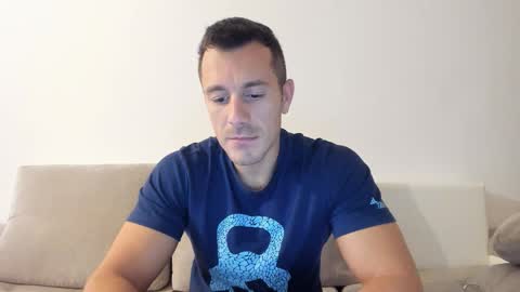 roberto4ever online show from October 2025 05:59:01 AM