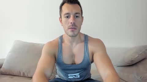 roberto4ever online show from October 2025 08:48:02 AM