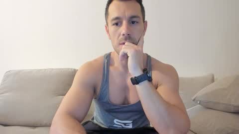 roberto4ever online show from December 2025 06:33:02 AM