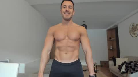 roberto4ever online show from March 2026 05:13:02 AM