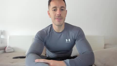 roberto4ever online show from March 2026 10:54:01 AM