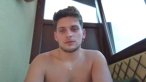 Roberto online show from January 2025 03:02:01 PM