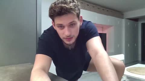 Roberto online show from February 2025 06:36:01 AM