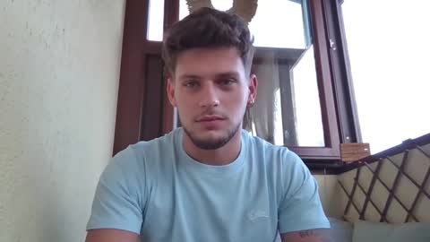 Roberto online show from September 2025 05:08:01 AM