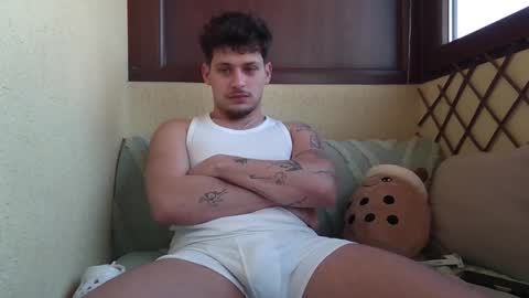 Snapshot of roberto_twink1 chatting on March 2026 06:39:01 AM Roberto online show from March 2026 06:39:01 AM