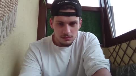 Snapshot of roberto_twink1 chatting on March 2026 06:05:02 AM Roberto online show from March 2026 06:05:02 AM