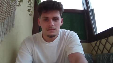 Snapshot of roberto_twink1 chatting on March 2026 04:49:01 AM Roberto online show from March 2026 04:49:01 AM