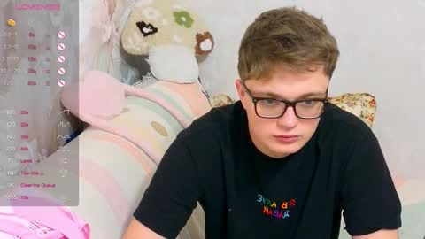 robertokingsize online show from December 2025 04:22:01 PM