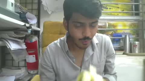 Robertsalia online show from March 2025 12:59:02 PM