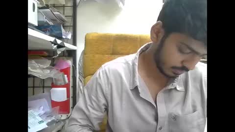 Robertsalia online show from November 2025 12:06:01 PM