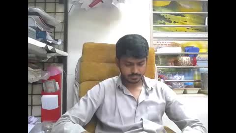 Robertsalia online show from December 2025 11:37:01 AM