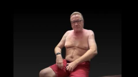 RobertTheRabbit online show from December 2025 03:40:02 PM