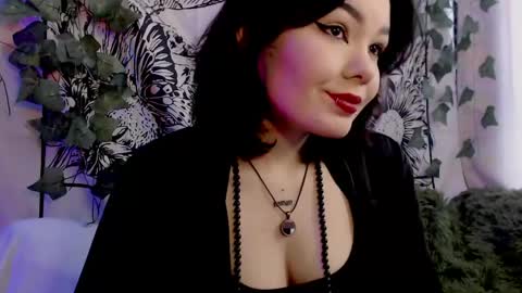 Snapshot of robin_harrington chatting on April 2026 10:49:02 AM Ronin online show from April 2026 10:49:02 AM