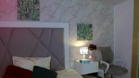 robin D online show from September 2025 04:59:02 AM