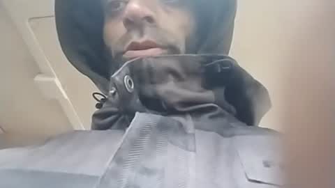 Snapshot of robincom23 chatting on March 2026 05:20:02 PM R online show from March 2026 05:20:02 PM