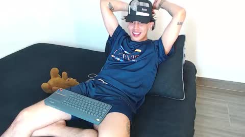 Robisson Zack online show from September 2025 01:21:01 AM