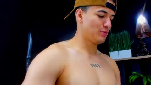 Snapshot of rocco_santos chatting on April 2026 06:23:02 PM rocco_santos online show from April 2026 06:23:02 PM