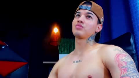 Snapshot of rocco_santos chatting on April 2026 06:42:01 PM rocco_santos online show from April 2026 06:42:01 PM