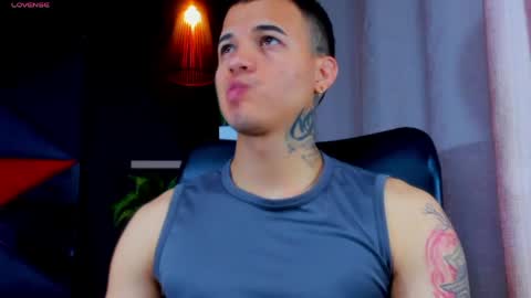 Snapshot of rocco_santos chatting on May 2026 06:04:01 PM rocco_santos online show from May 2026 06:04:01 PM