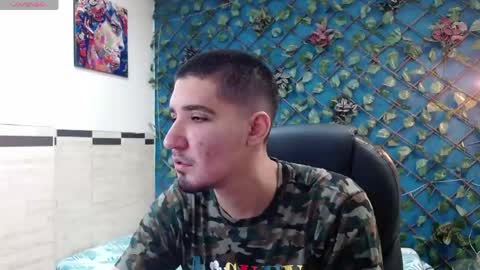 Roccoallegeri online show from April 2026 12:00:02 PM