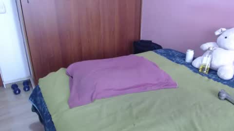 Rochelle online show from December 2024 01:49:02 PM