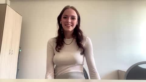 Snapshot of rochellkampner chatting on April 2026 09:02:01 AM Eli online show from April 2026 09:02:01 AM