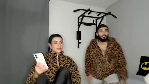rocio_joan online show from February 2025 01:35:01 AM