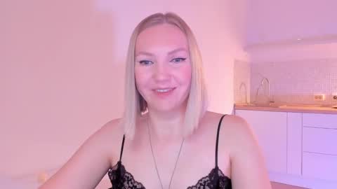 rock__baby online show from December 2024 09:17:01 PM