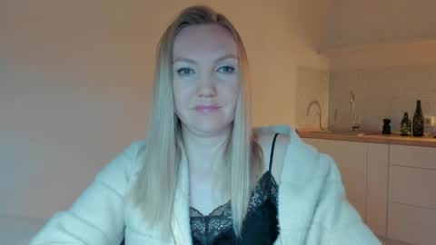 Snapshot of rock__baby chatting on March 2026 12:10:01 AM rock__baby online show from March 2026 12:10:01 AM