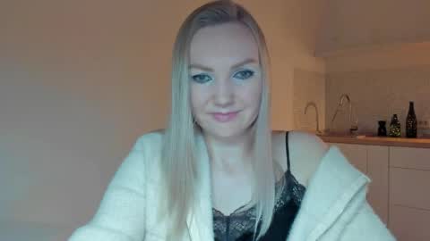 Snapshot of rock__baby chatting on April 2026 10:19:02 PM rock__baby online show from April 2026 10:19:02 PM