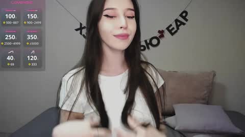 Snapshot of rocketsgirl chatting on December 2024 04:47:02 AM rocketsgirl online show from December 2024 04:47:02 AM