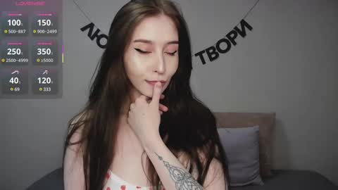 Snapshot of rocketsgirl chatting on February 2025 08:10:01 AM rocketsgirl online show from February 2025 08:10:01 AM