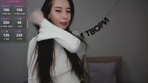 Snapshot of rocketsgirl chatting on February 2025 07:09:02 AM rocketsgirl online show from February 2025 07:09:02 AM