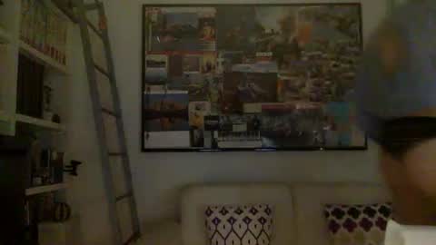 Snapshot of rocketviper chatting on April 2026 10:45:02 PM RocketViper online show from April 2026 10:45:02 PM