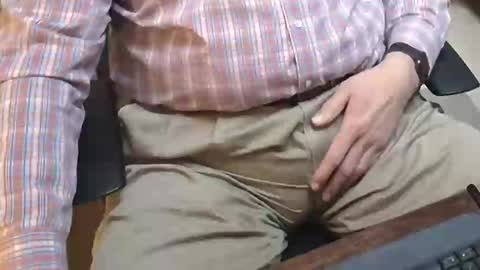 Snapshot of rockhardff chatting on February 2025 09:14:01 PM rockhardff online show from February 2025 09:14:01 PM