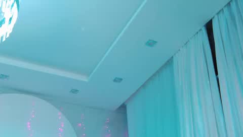 Lina and Den online show from January 2026 06:39:02 AM