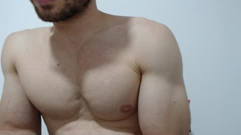 Snapshot of rocky_muscle chatting on February 2026 09:18:02 PM rocky muscle online show from February 2026 09:18:02 PM