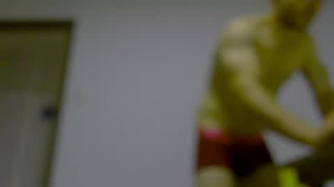 Snapshot of rocky_muscle chatting on April 2026 10:37:01 PM rocky muscle online show from April 2026 10:37:01 PM