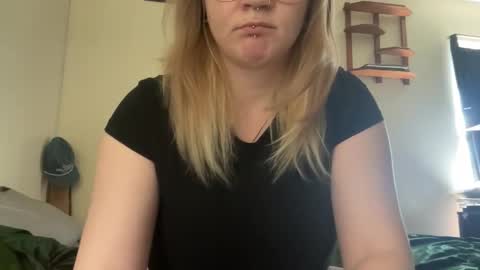 Snapshot of rockyxxoxo chatting on March 2026 06:40:01 PM Rocky online show from March 2026 06:40:01 PM