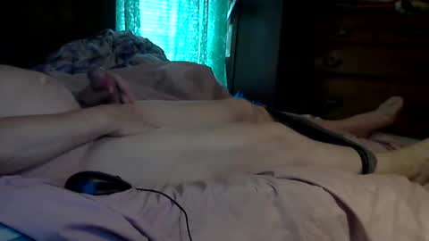 Snapshot of roddy69er chatting on December 2024 02:54:02 PM roddy69er online show from December 2024 02:54:02 PM