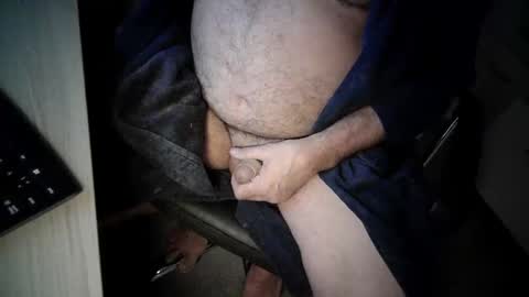 Snapshot of roger_peter chatting on November 2025 10:20:02 PM roger_peter online show from November 2025 10:20:02 PM