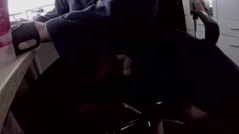 Snapshot of roger_peter chatting on March 2026 06:52:01 AM roger_peter online show from March 2026 06:52:01 AM