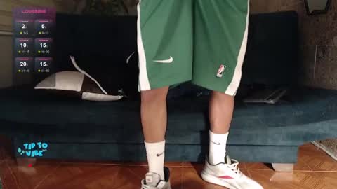 Snapshot of rogert_xx chatting on January 2025 01:39:02 AM Rogert online show from January 2025 01:39:02 AM