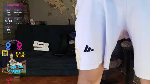 Snapshot of rogert_xx chatting on February 2026 01:15:01 AM Rogert online show from February 2026 01:15:01 AM