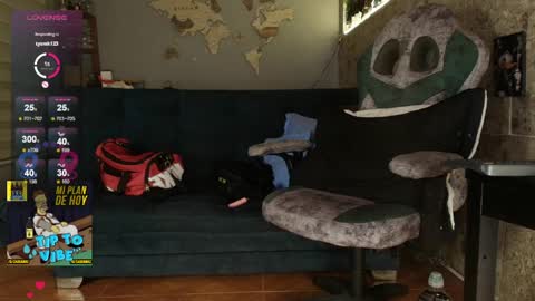 Snapshot of rogert_xx chatting on April 2026 12:09:02 AM Rogert online show from April 2026 12:09:02 AM