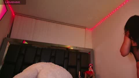 Snapshot of rohanalan_ chatting on April 2026 03:01:02 AM Sof online show from April 2026 03:01:02 AM