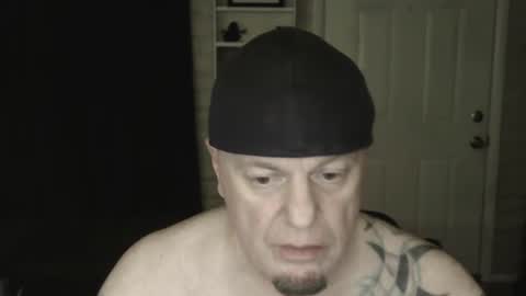 roinaz online show from December 2024 02:15:01 AM