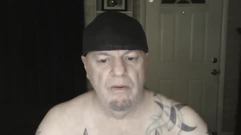 roinaz online show from December 2024 08:15:01 PM