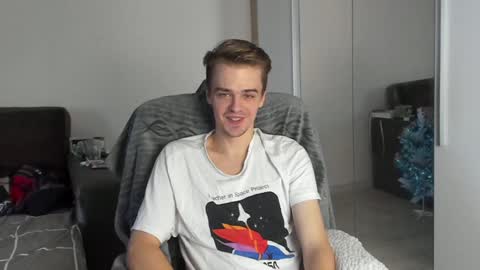 taylor fox online show from December 2024 12:16:01 PM