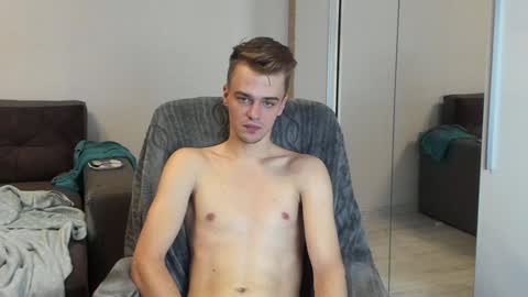 taylor fox online show from January 2025 01:56:01 PM